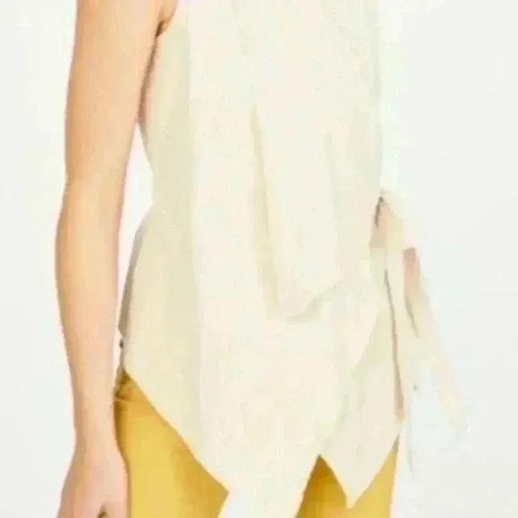 Love Without Limits Linen Wrap Front Top - Picture 2 of 4